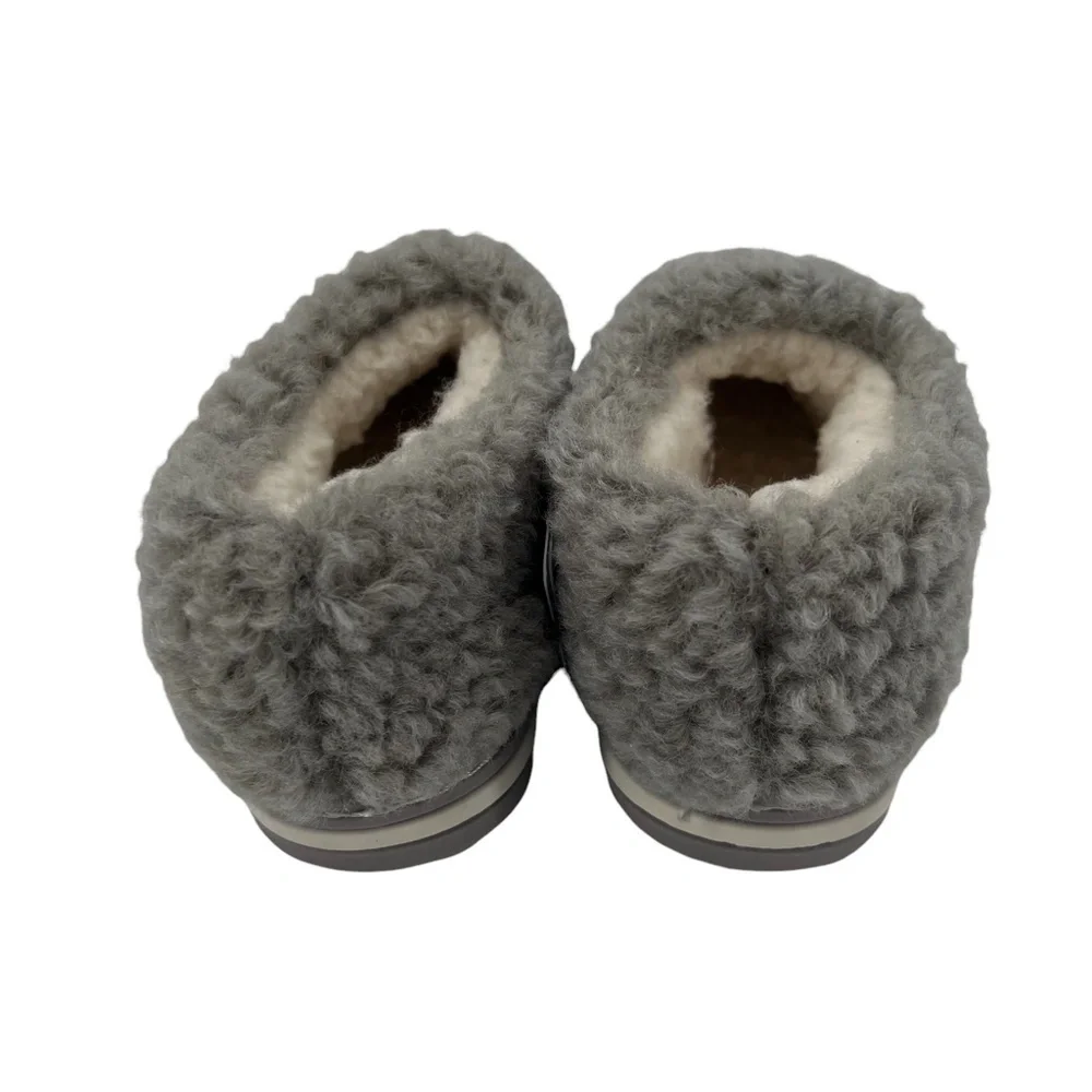 NWT Fuzzy Sherpa Lined Gray Toddler Slippers Size 26-27